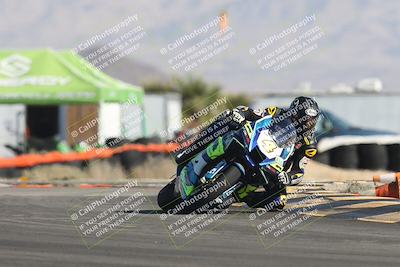 media/Oct-30-2025-Racers Edge (Thu) [[dabbdaf680]]/2-A Group/Session 2 (Turn 16)/